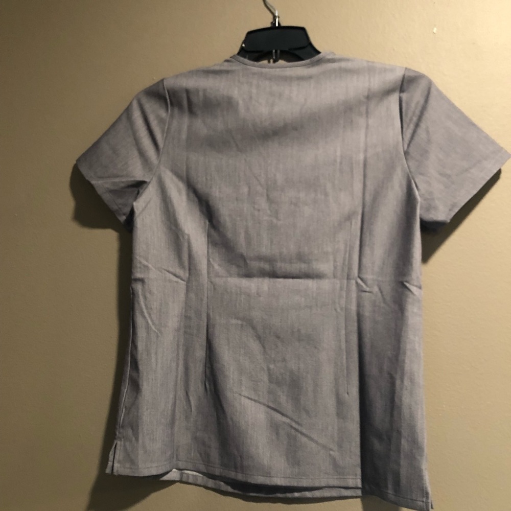 Figs Technical Collection Scrub Top Small - Picture 2 of 6